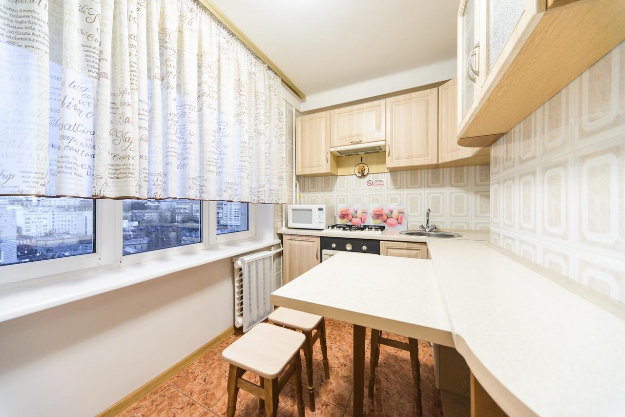 Apartment On Lesi Ukrainky Blvd Kyiv Exterior foto